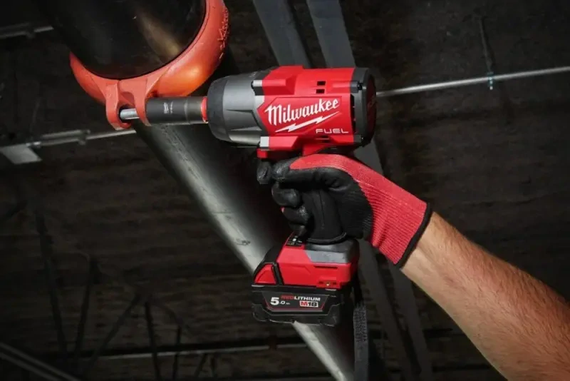 Aku 1/2" rázový utahovák Milwaukee M18 FHIW2F12-0, 1491 Nm, bez aku, 4933498056