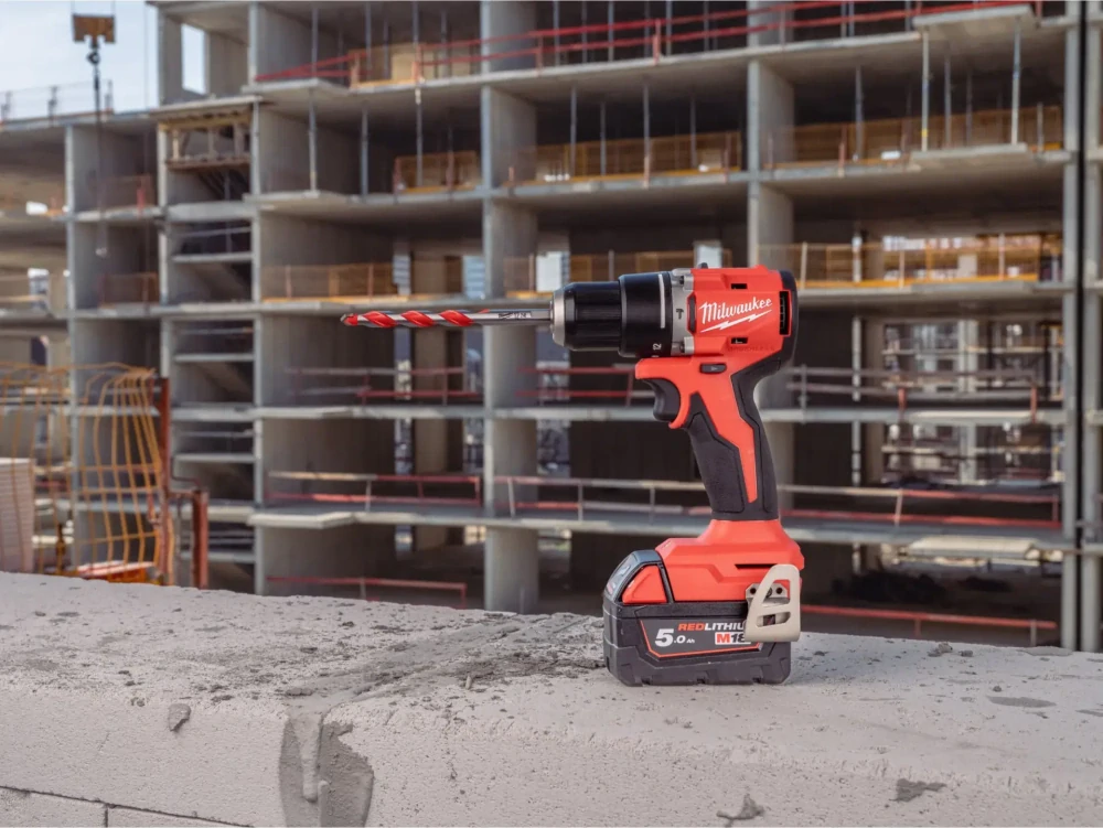 Aku vrtačka s příkleme Milwaukee M18 BLPDRC-0