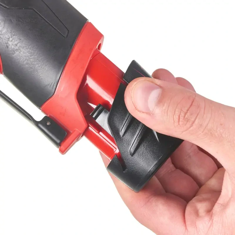 Aku 3/8" ráčnový utahovák Milwaukee M12 FIR38LR-0, 75 Nm, prodloužená kompaktní ráčna, bez aku, 4933471500