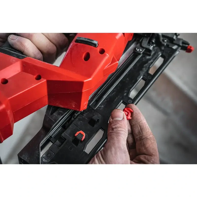 Aku dokončovací hřebíkovačka Milwaukee M18 FN15GA-0X, hřebíky 32-64 mm / 34°, bez Aku, 4933478091 (MI4933478091)