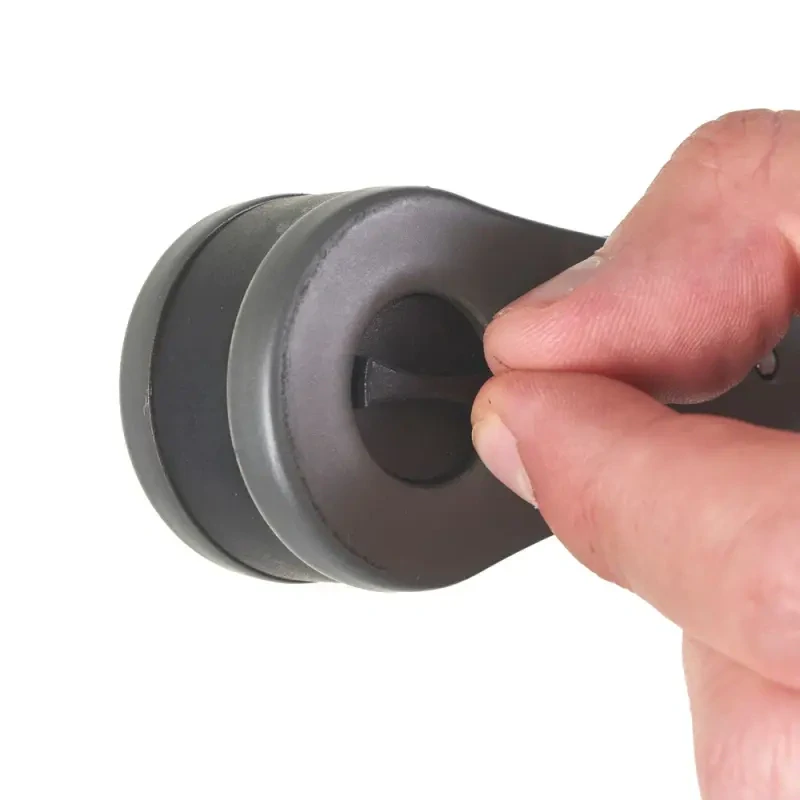 Aku 3/8" ráčnový utahovák Milwaukee M12 FIR38LR-0, 75 Nm, prodloužená kompaktní ráčna, bez aku, 4933471500