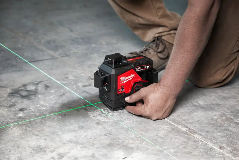 Aku křížový laser Milwaukee M12 3PL-401C 3X360 (4,0 Ah) (MI4933478102)