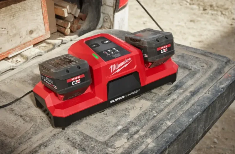 Aku nabíječka Milwaukee M18 DBSC, duální rychlonabíječka SUPERCHARGER, 4932492531