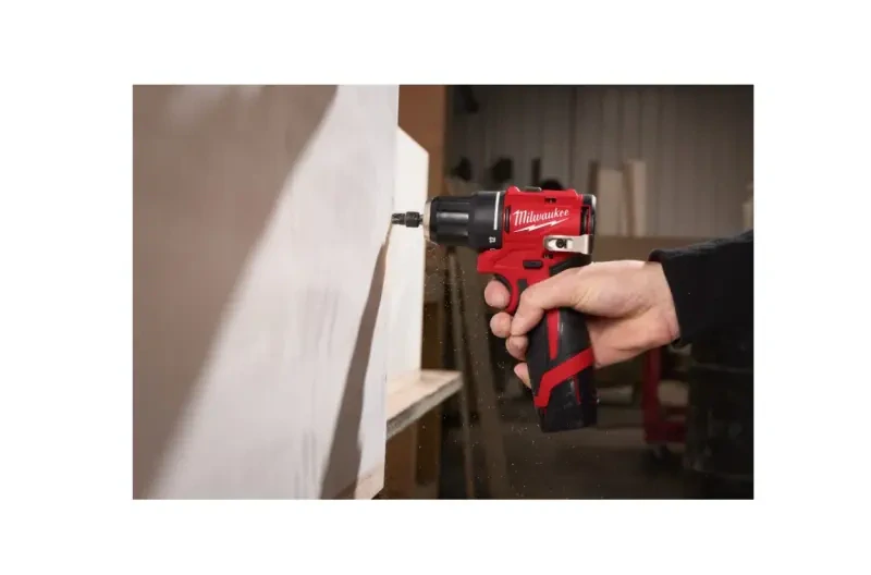 Aku vrtací šroubovák Milwaukee M12 BLDDRC-202C, aku vrtačka, 2x aku M12 B2 + M12 C12 C + Kufr, 4933499686 (MI4933499686)