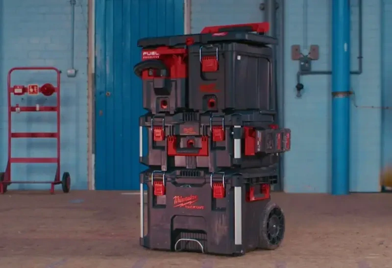 Boční držák Milwaukee PACKOUT na akumulátory M18, 4932498645 (MI4932498645)