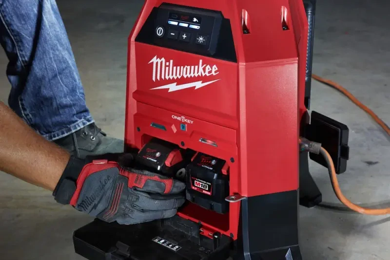 Aku lucernová svítilna/lampa Milwaukee M18 ONESLDP-0, 9000 lm, ONEKEY, TRUEVIEW LED osvětlení, bez aku, integrovaná nabíjčka, 4933459160 (MI4933459160)