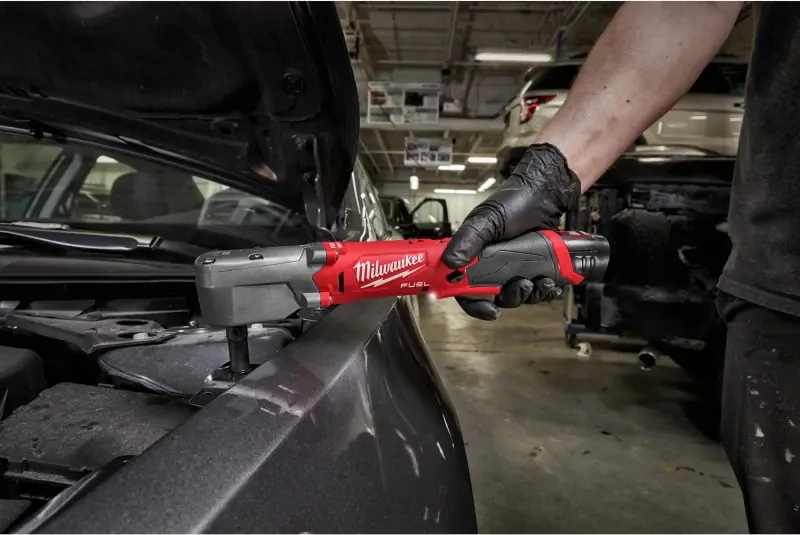 Aku 1/2" pravoúhlý rázový utahovák Milwaukee M12 FRAIWF12-0, 300 Nm, bez aku, 4933447899