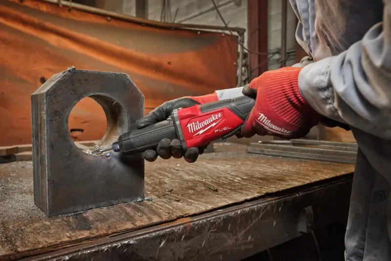 Aku přímá bruska Milwaukee M18 FDGROVPDB-0X s kolébkovým spínačem, kleština 6 a 8 mm, bez aku, 4933480957