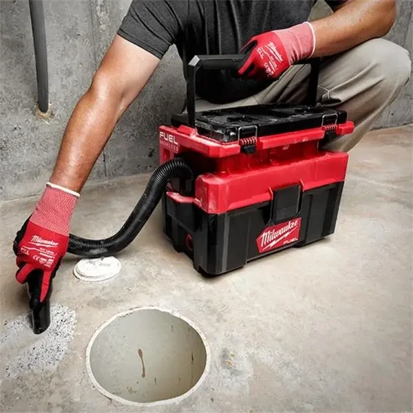 Aku průmyslový vysavač Milwaukee M18 FPOVCL-0, PACKOUT, mokré/suché vysávání, bez Aku, 4933478187 (MI4933478187)