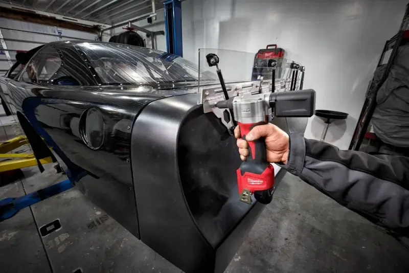 Aku nýtovací kleště Milwaukee M12 BPRT-201X (2,0 Ah) (MI4933464405)