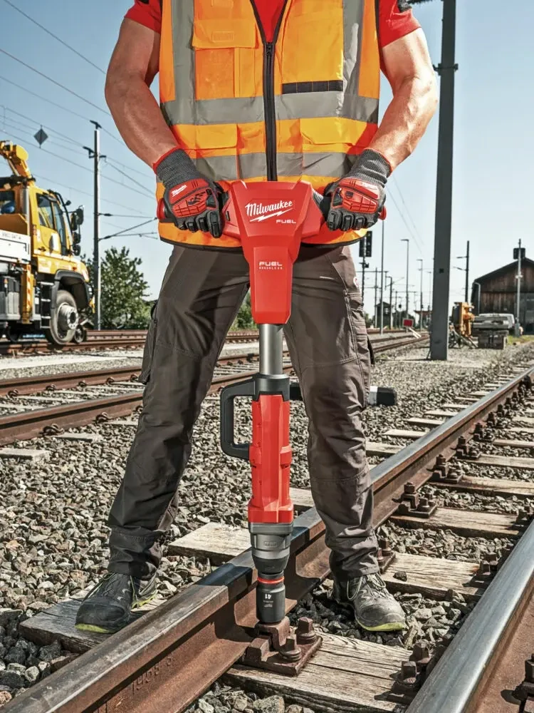Aku 1" železniční rázový utahovák Milwaukee M18 FHIWF1R-0C, bez aku, s kufrem, 4933493140