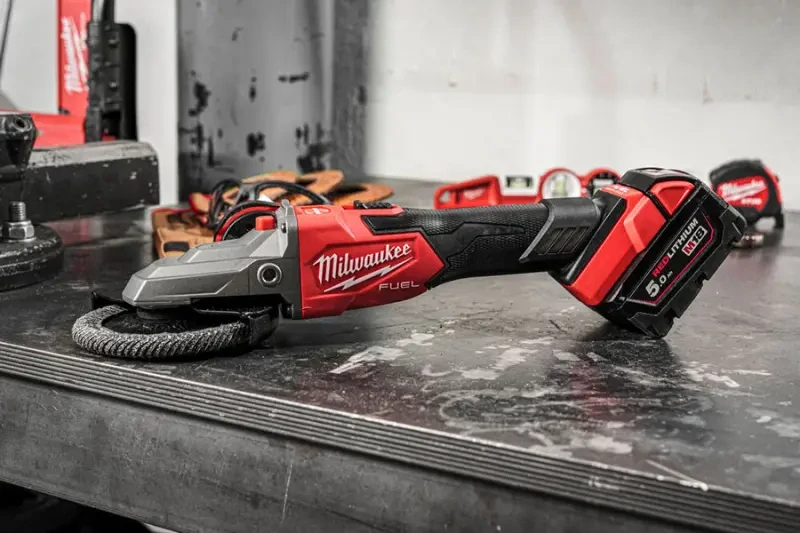 Aku úhlová bruska 125 mm Milwaukee M18 FSAGF125XB-0X snížená hlava převodovky s posuvným spínačem, bez Aku, 4933478438 (MI4933478438)